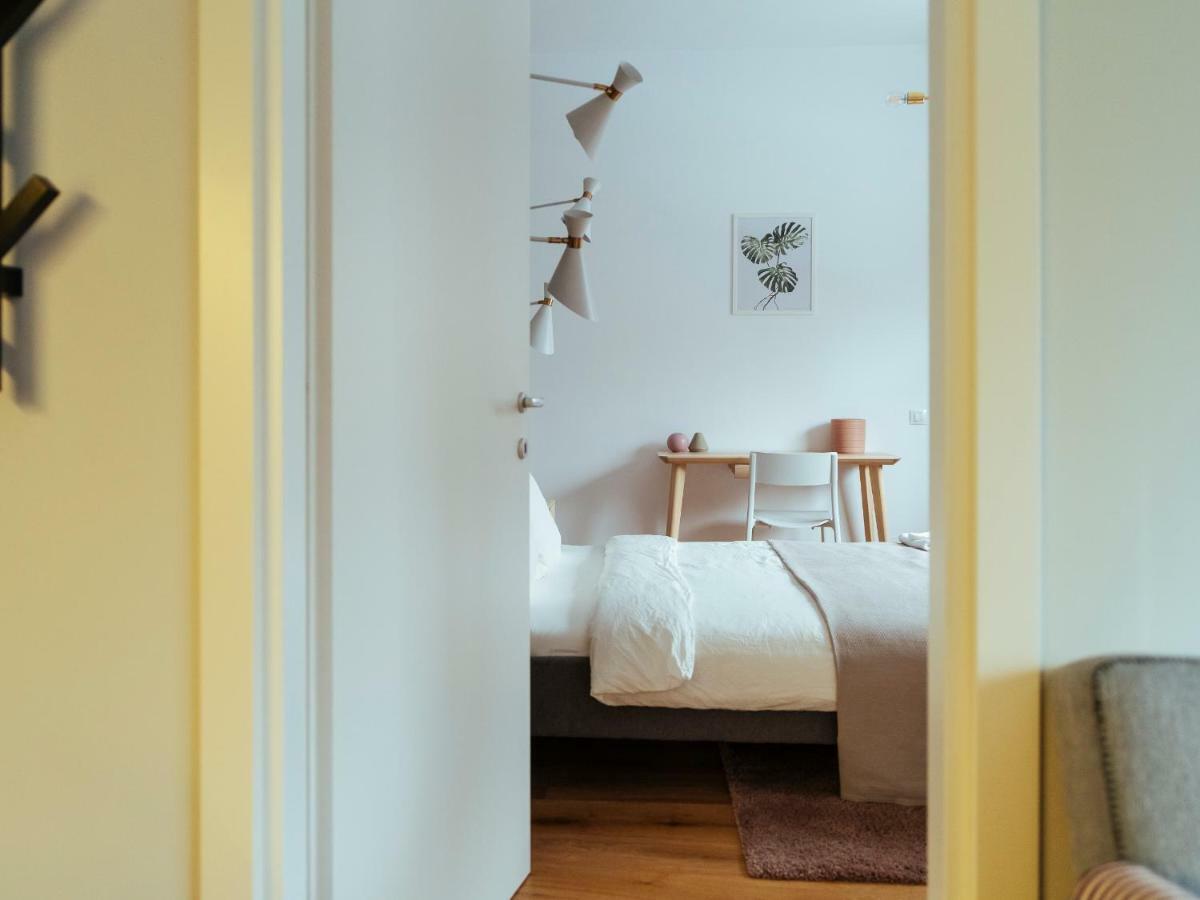 Boutique Luxury Flats - La Maison Du Petit Paris Bukareszt Zewnętrze zdjęcie